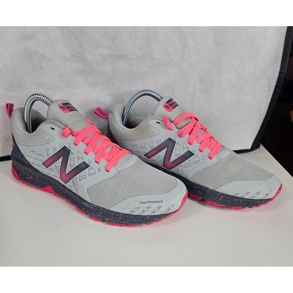 New Balance FuelCore Nitrel v1 Womens 7.5‎ Trail Running Hiking Sneakers Shoes